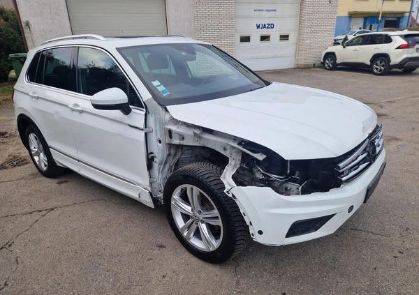 Volkswagen Tiguan cena 55900 przebieg: 110000, rok produkcji 2017 z Chodzież małe 407